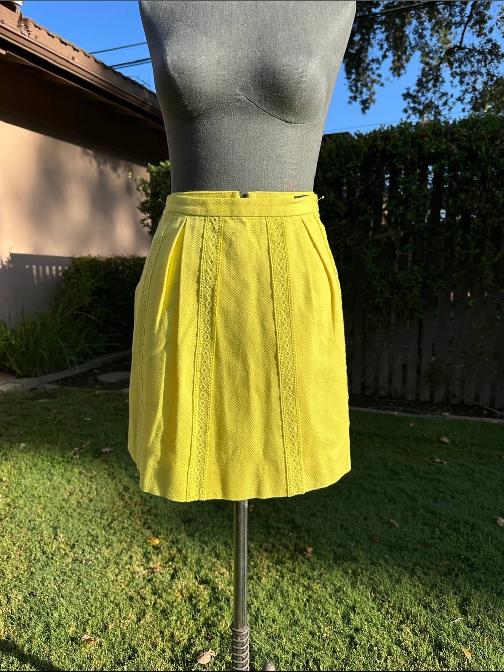 J Crew Yellow Women’s Pleated Mini Skirt
